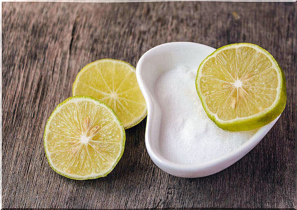 Salt and lemon are good treatments for gingivitis.