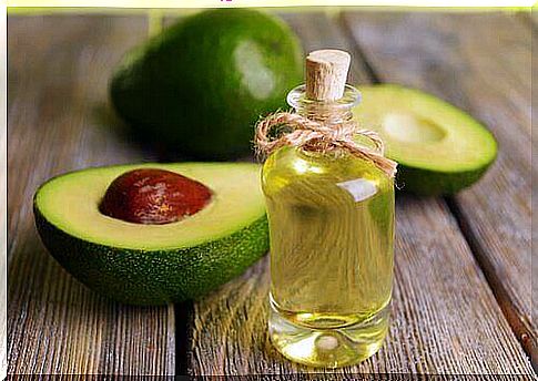 Oils that promote hair growth: avocado.