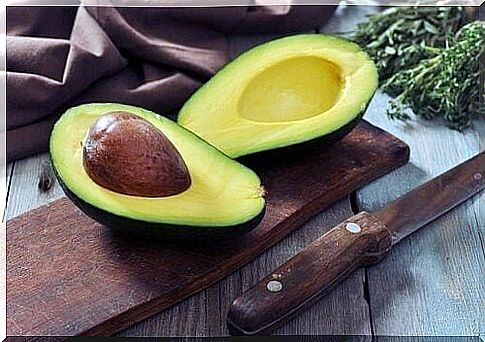 healthy hair with avocado