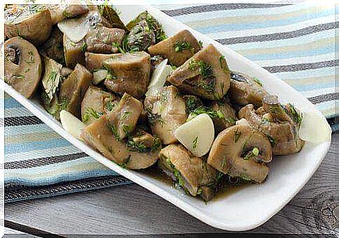 marinated mushrooms