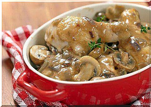 chicken in mushroom sauce