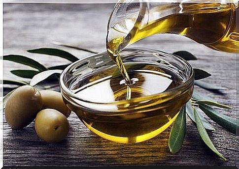 olive oil and olives