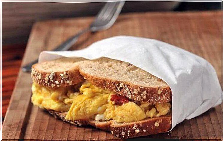 increase muscle mass by eating an egg for breakfast