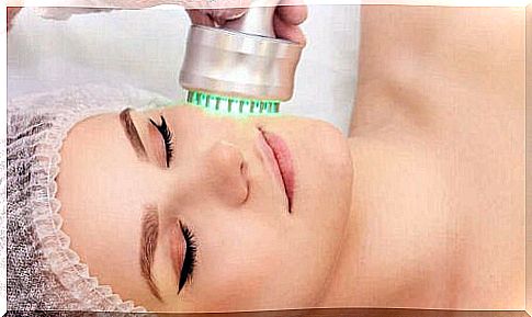 The radio frequency method is an innovative skin rejuvenation technique that reduces body and facial sagging skin