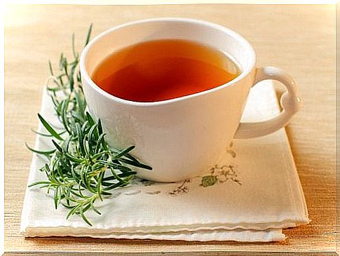 remove the headache with rosemary tea