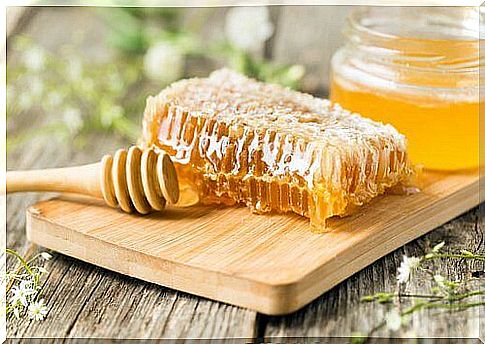 propolis and honey