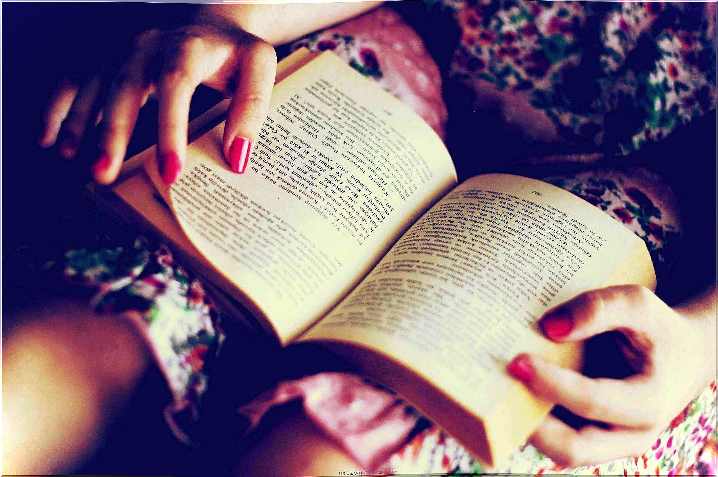 reading in the evening helps the brain