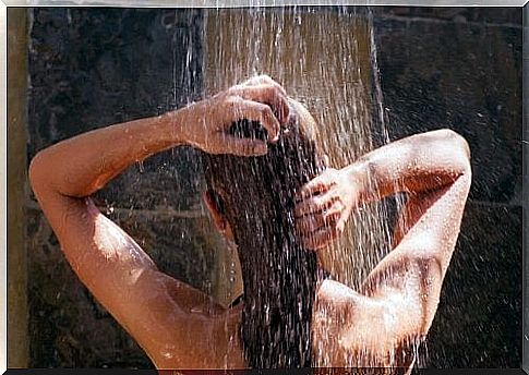 A cold shower stimulates blood circulation